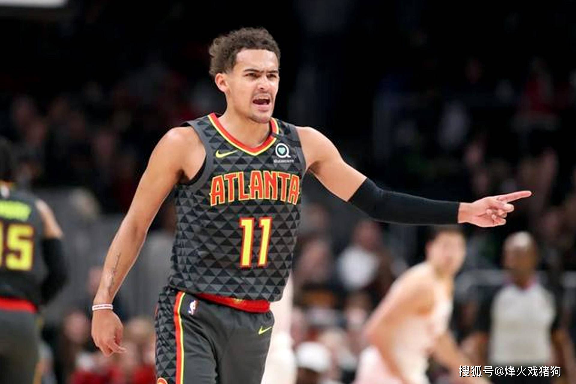 他更像一台 他更像一台