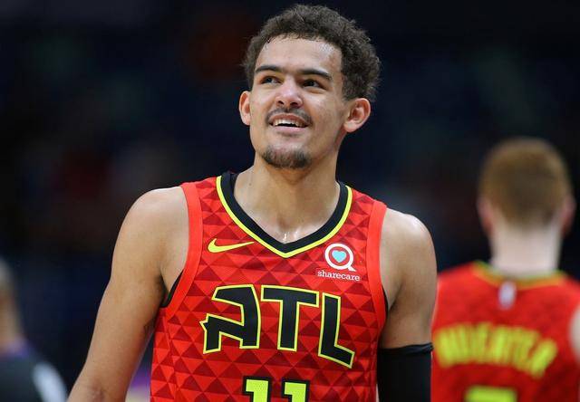 年龄曲线与 年龄曲线与